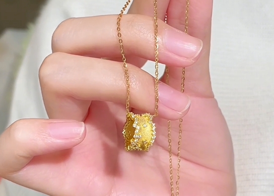 2025-2026最新的黄金首饰潮流