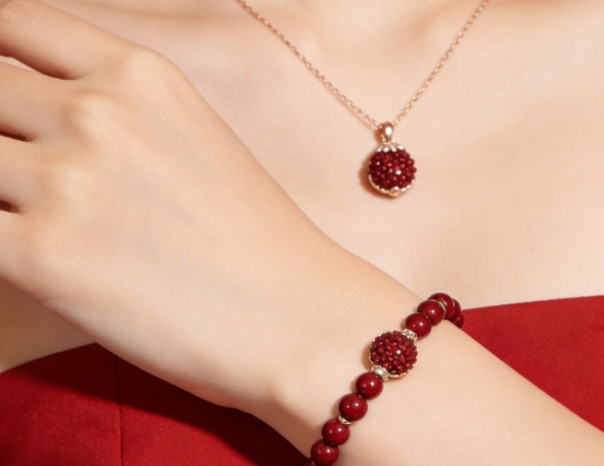 今日穿搭和养生建议（2026.3.8）