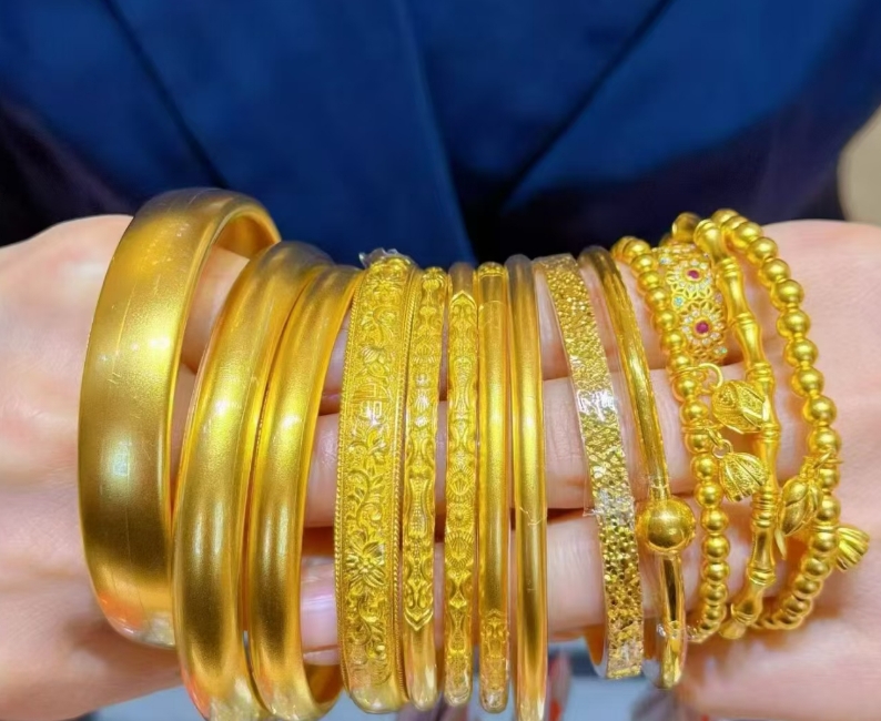 甲申日柱的人需要佩戴什么首饰？​（2026.3.11）