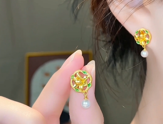 不同风格服饰首饰推荐：职场的、休闲的、国风的随意切换