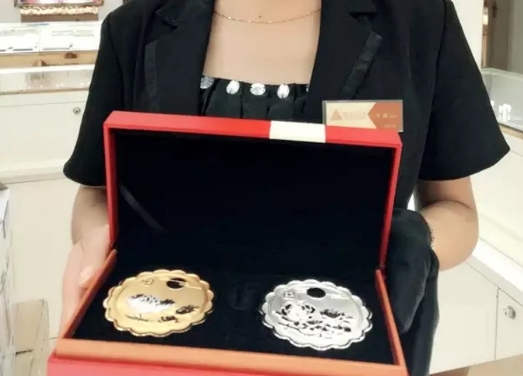 介绍几款特色金银礼品
